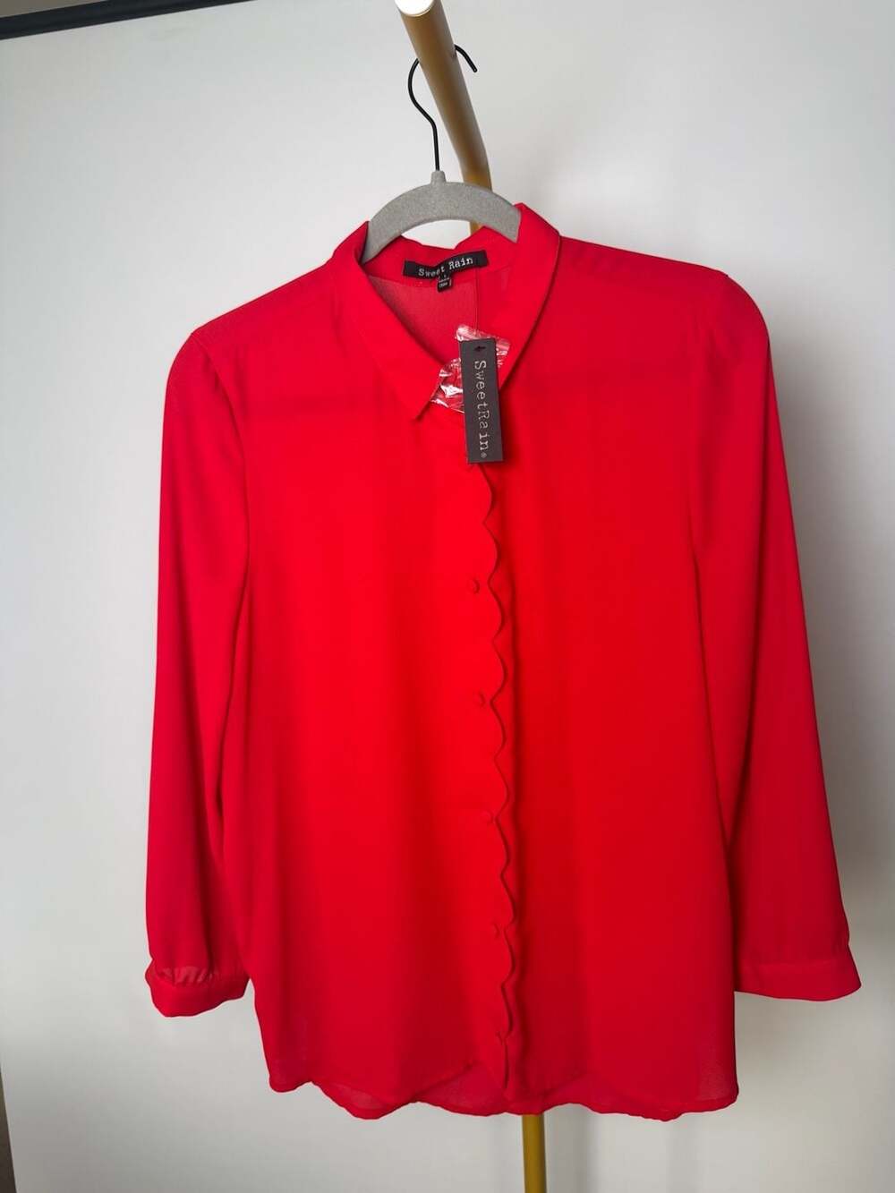 Sweet Rain Red Long Sleeve Button-Down Blouse with Scalloped Placket, Size L NWT